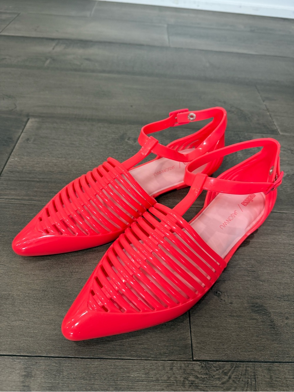 Melissa x Jason Wu Red Jelly Pointed Toe T-Strap Flats Sandals Size 9